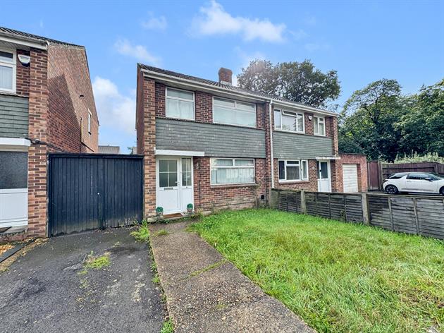 Tenterton Avenue, Southampton, SO19 9HT