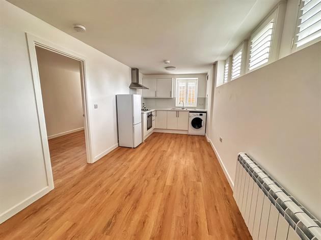Warren Avenue, Southampton, SO16